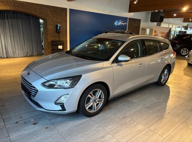 Ford Focus COOL & CONNECT NAVI / PDC / GJR / WINTER-PAKET