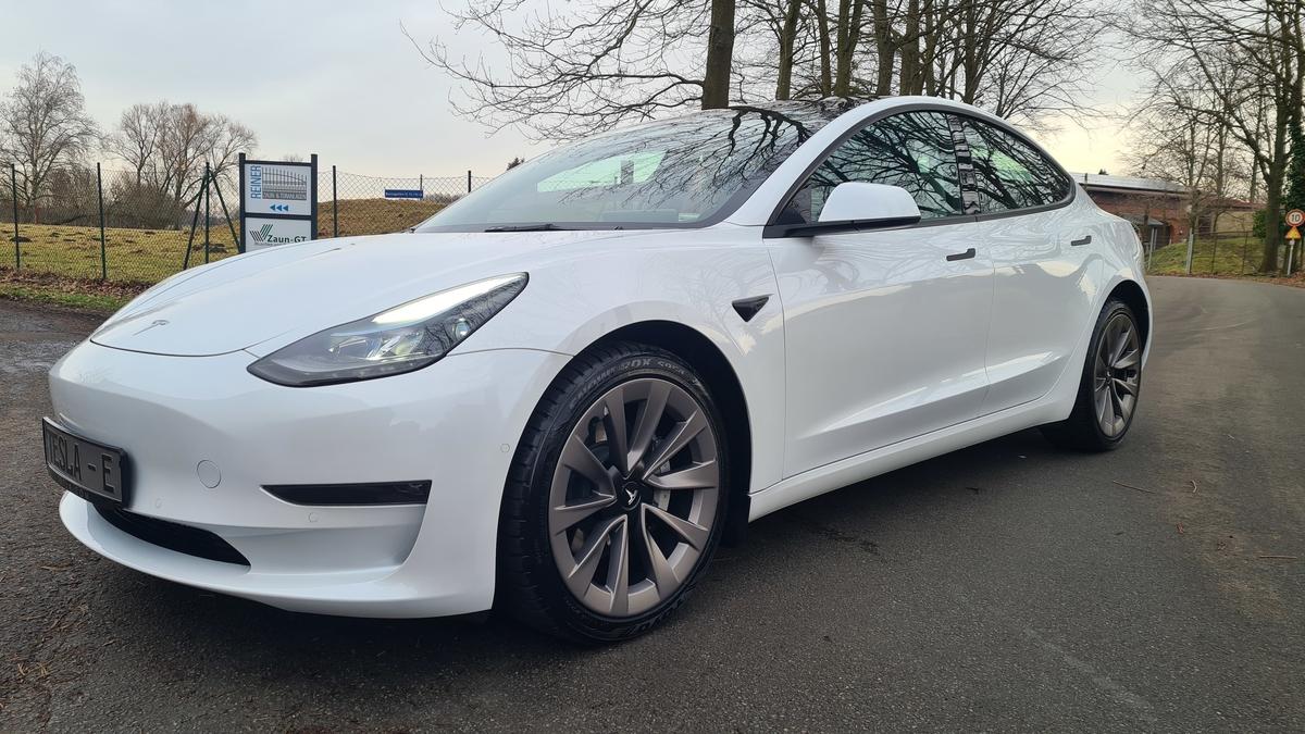 Tesla Model 3 LONG RANGE  AWD  Wenig Km Mwst