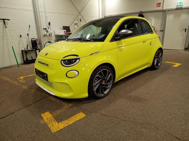 ABARTH 500C e Cabrio Basis digitales Cockpit LED