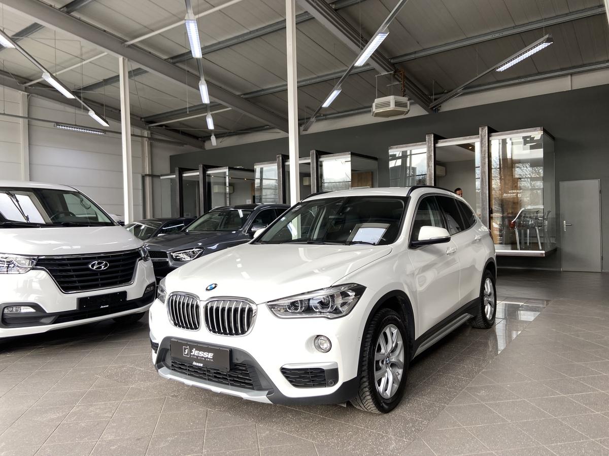 BMW X1 xDrive20d xLine LED HUD Temp. Navi PDC 